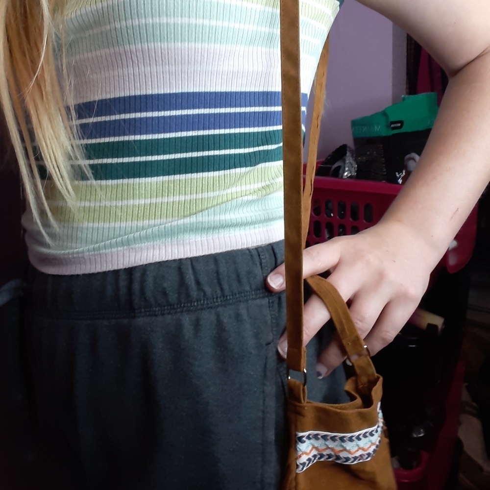 Pouch - Picture 2 of 2